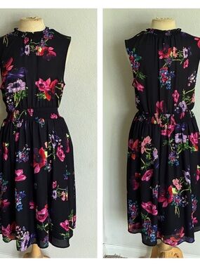 ModCloth floral dress with pockets